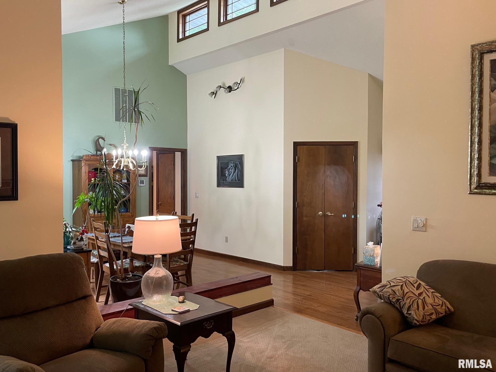 65 Rolling Acres Road Murphysboro, IL 62966 - Photo 8 of 47 Gallery Image 8