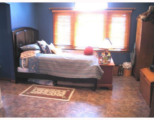 178 Cedar Ridge Drive Monaca, PA 15061 - Photo 6 of 8 Master Bedroom.