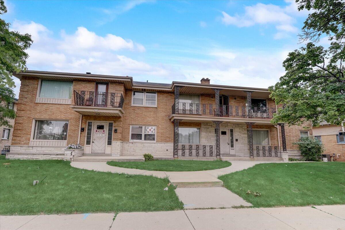 4312 North 76th Street, Unit 4314, Milwaukee, WI 53222 Compass
