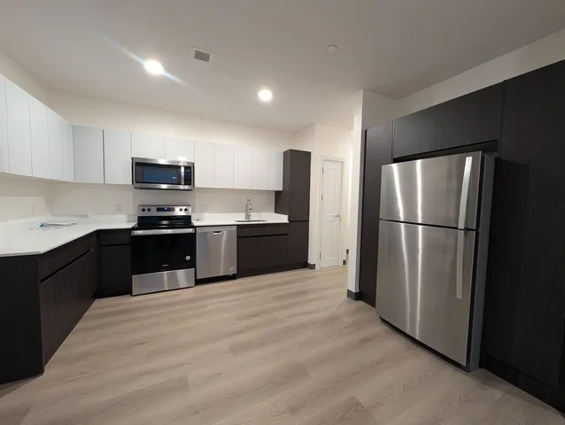 $2,150 | 55 North Main Street, Unit 509, Rochester, NH 03867