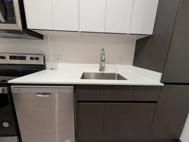 $2,150 | 55 North Main Street, Unit 509, Rochester, NH 03867