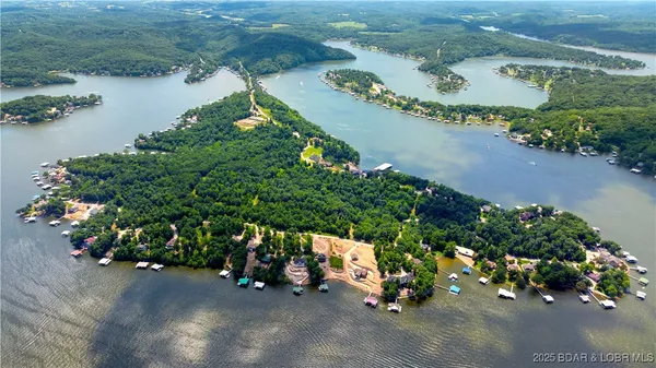 $200,000 | Lot 4 Whispering Duck, Roach, MO 65787