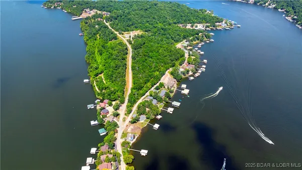 $200,000 | Lot 4 Whispering Duck, Roach, MO 65787