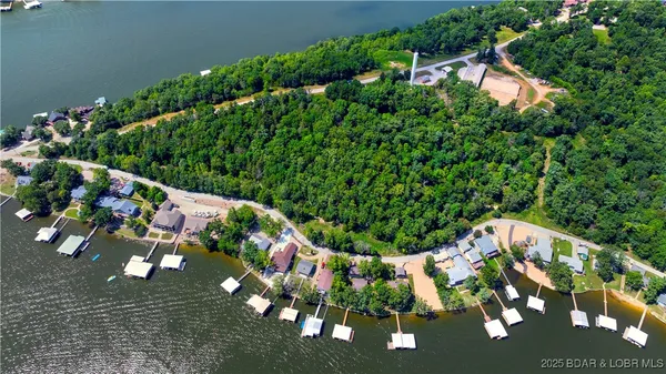 $200,000 | Lot 4 Whispering Duck, Roach, MO 65787