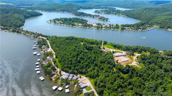 $200,000 | Lot 4 Whispering Duck, Roach, MO 65787