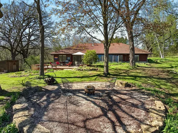$775,000 | 5765 Mill Road, Dodgeville, WI 53533