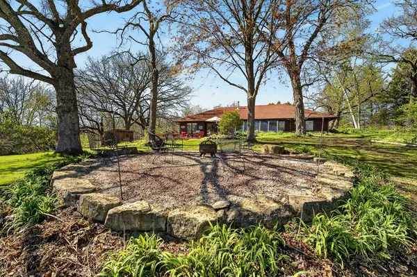 $775,000 | 5765 Mill Road, Dodgeville, WI 53533