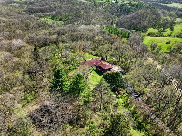 $775,000 | 5765 Mill Road, Dodgeville, WI 53533