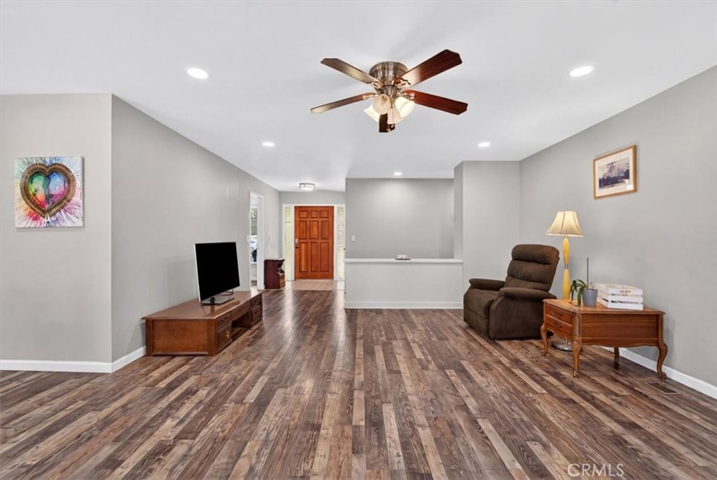 1373 Richland Road Yuba City, CA 95993 - Photo 5 of 47