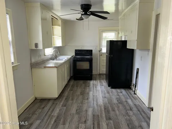 $1,000 | 2608 Jackson Drive, Greenville, NC 27858