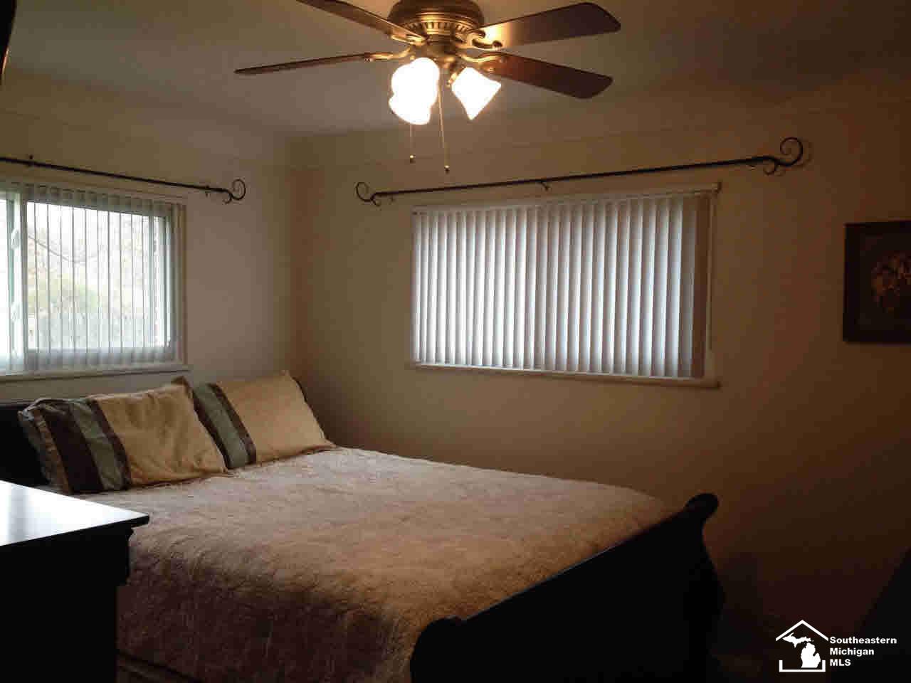 3668 Consear Road Lambertville, MI 48144 - Photo 10 of 17 20436867-9.JPG
