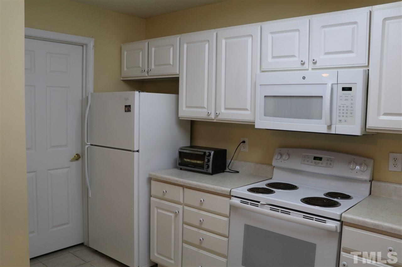 2520 Friedland Place, Unit 103 Raleigh, NC 27617 - Photo 4 of 13