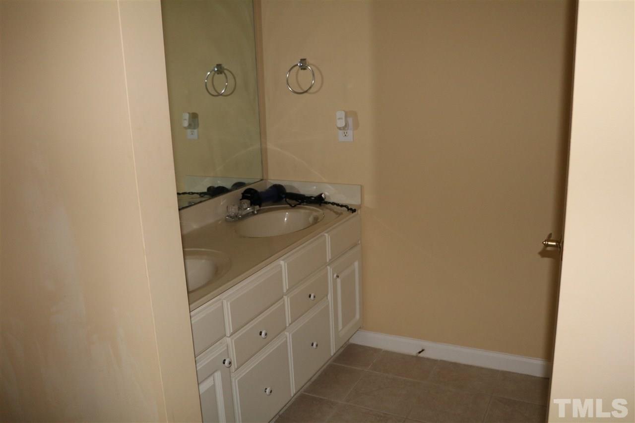 2520 Friedland Place, Unit 103 Raleigh, NC 27617 - Photo 7 of 13