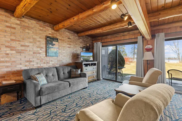 $215,000 | 9201 Breezy Point Drive, Unit 103, Breezy Point, MN 56472