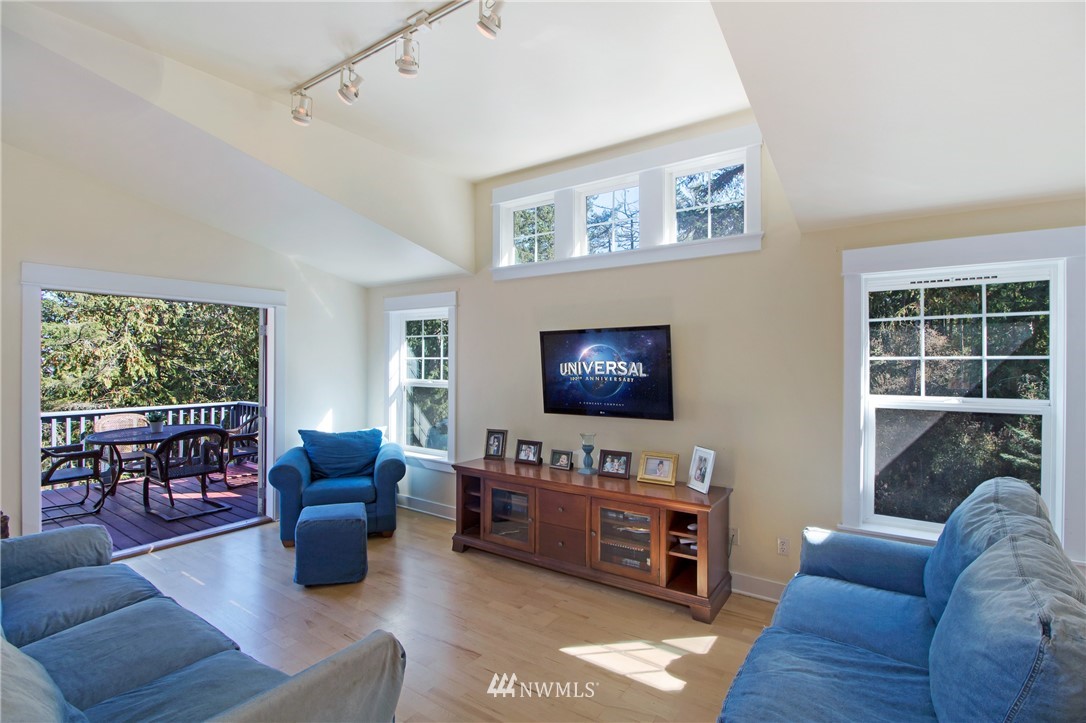 5402 Roche Harbor Road San Juan Island, WA 98250 - Photo 3 of 19 Gallery Image 3
