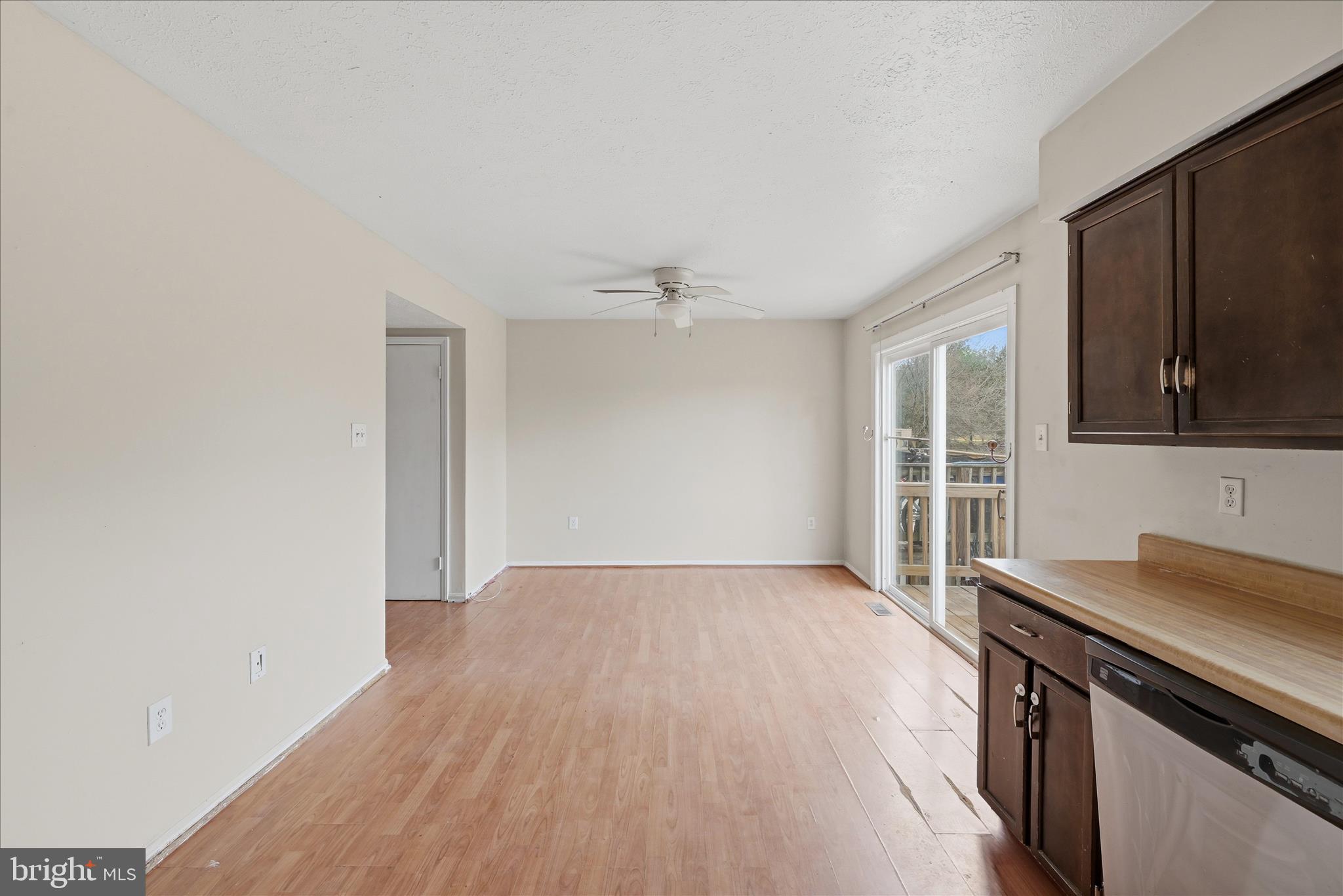 8230 Blue Ridge Court Manassas, VA 20109 - Photo 13 of 37 Kitchen