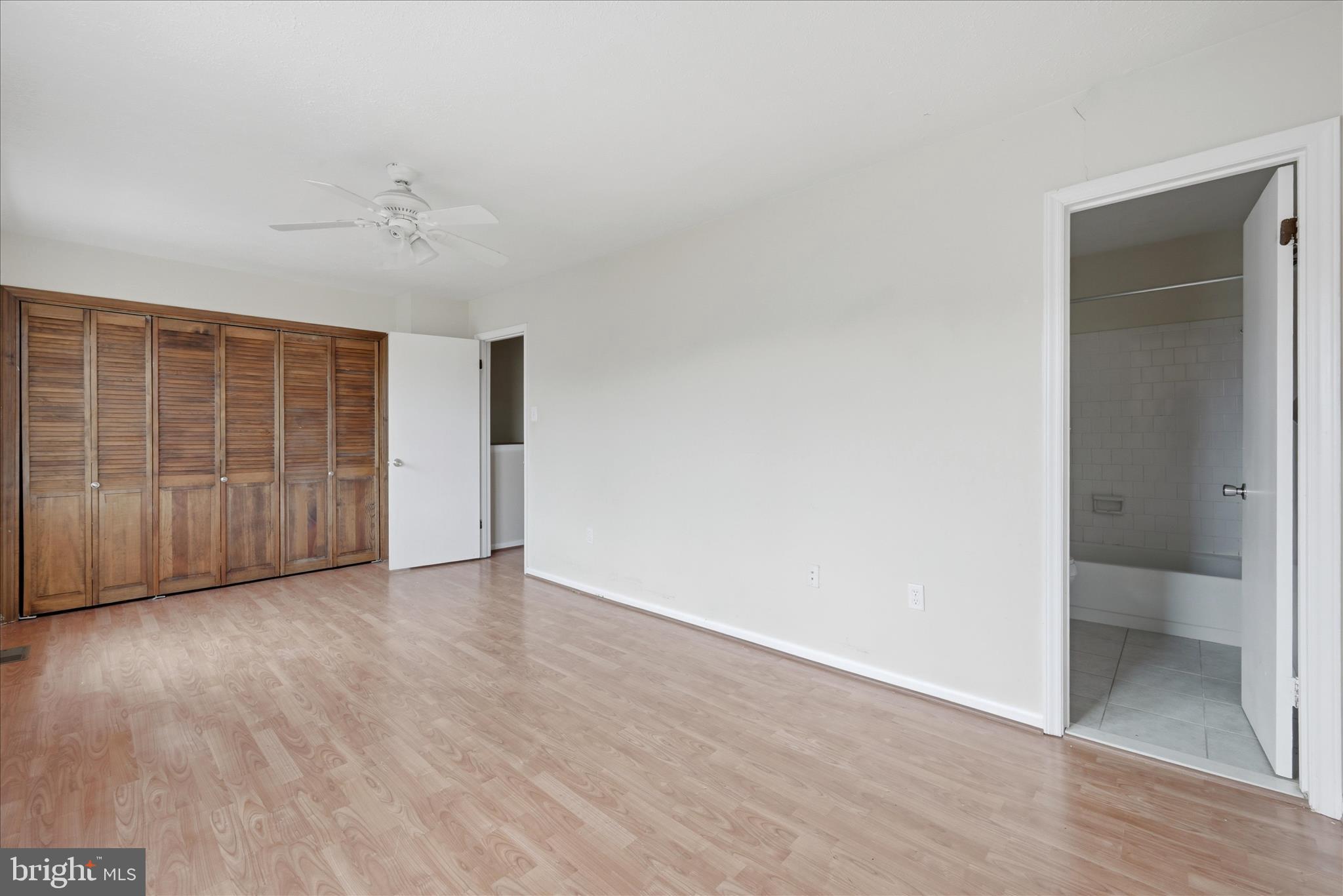 8230 Blue Ridge Court Manassas, VA 20109 - Photo 23 of 37 Bedroom