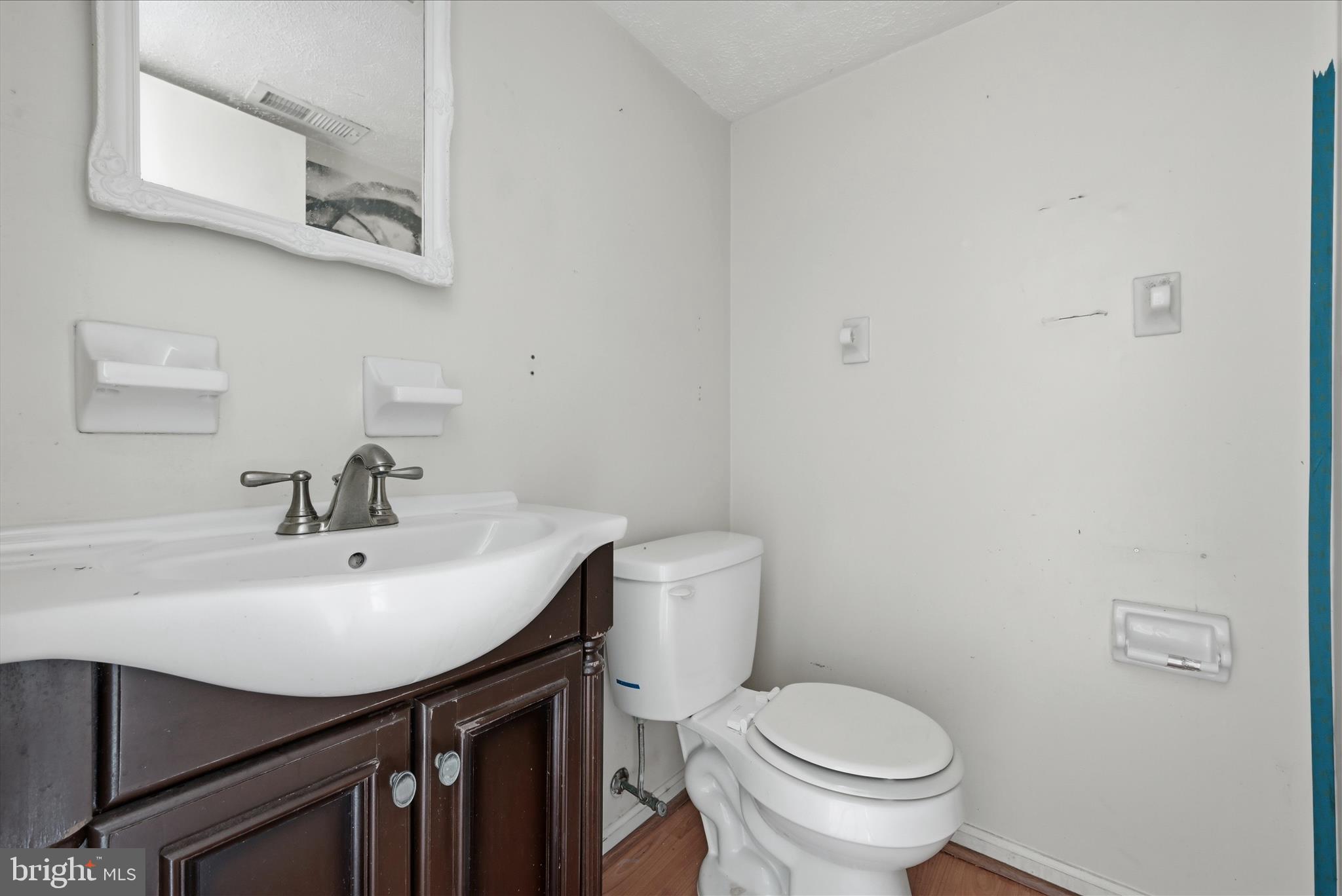 8230 Blue Ridge Court Manassas, VA 20109 - Photo 29 of 37 Bathroom