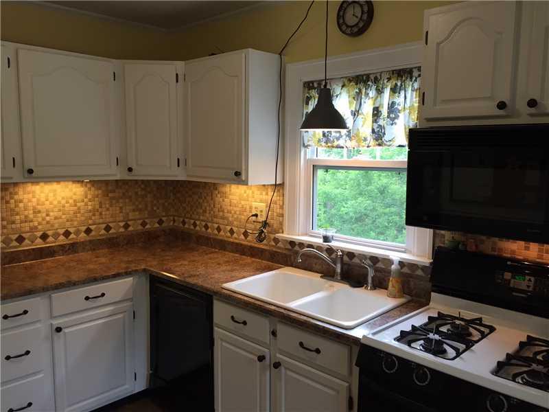 126 Klir Road Pittsburgh, PA 15209 - Photo 10 of 16 Kitchen.