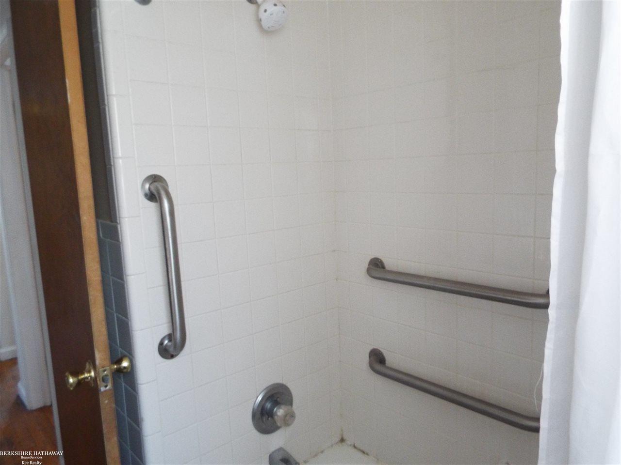 21759 Normandy Avenue Eastpointe, MI 48021 - Photo 24 of 33