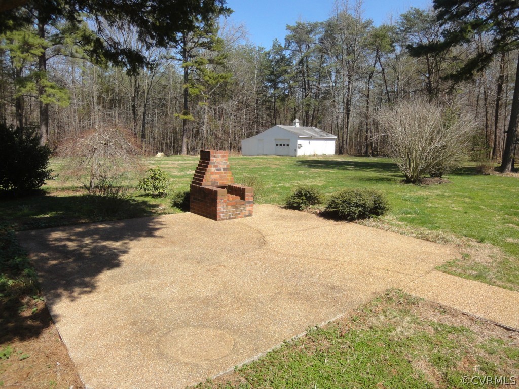 4332 Pierce Road Powhatan, VA 23139 - Photo 5 of 24 Gallery Image 5