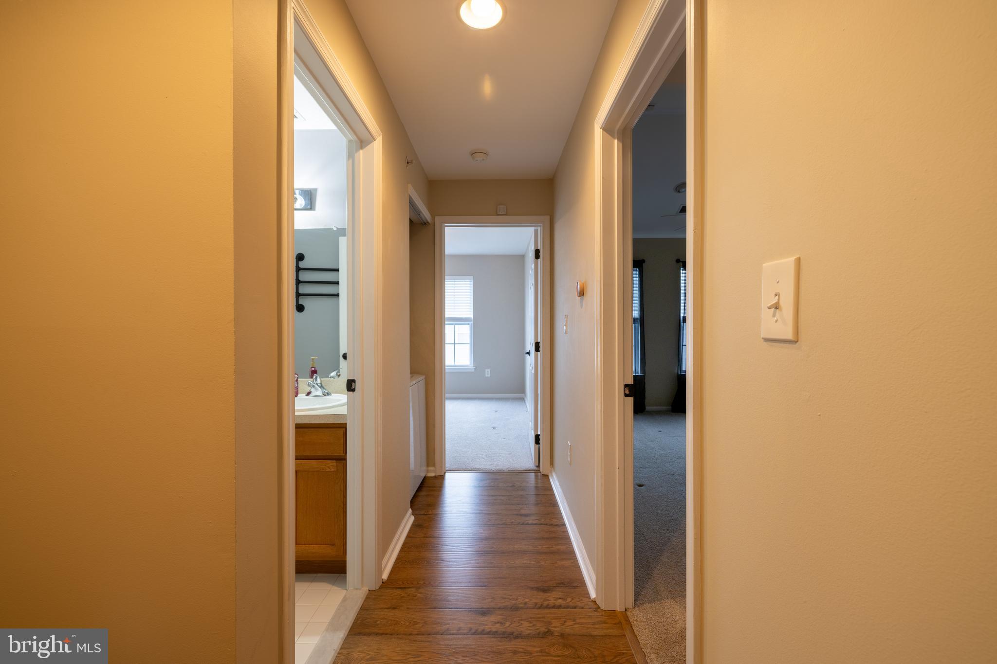 322 Lisa Way Cinnaminson, NJ 08077 - Photo 11 of 29 Hallway