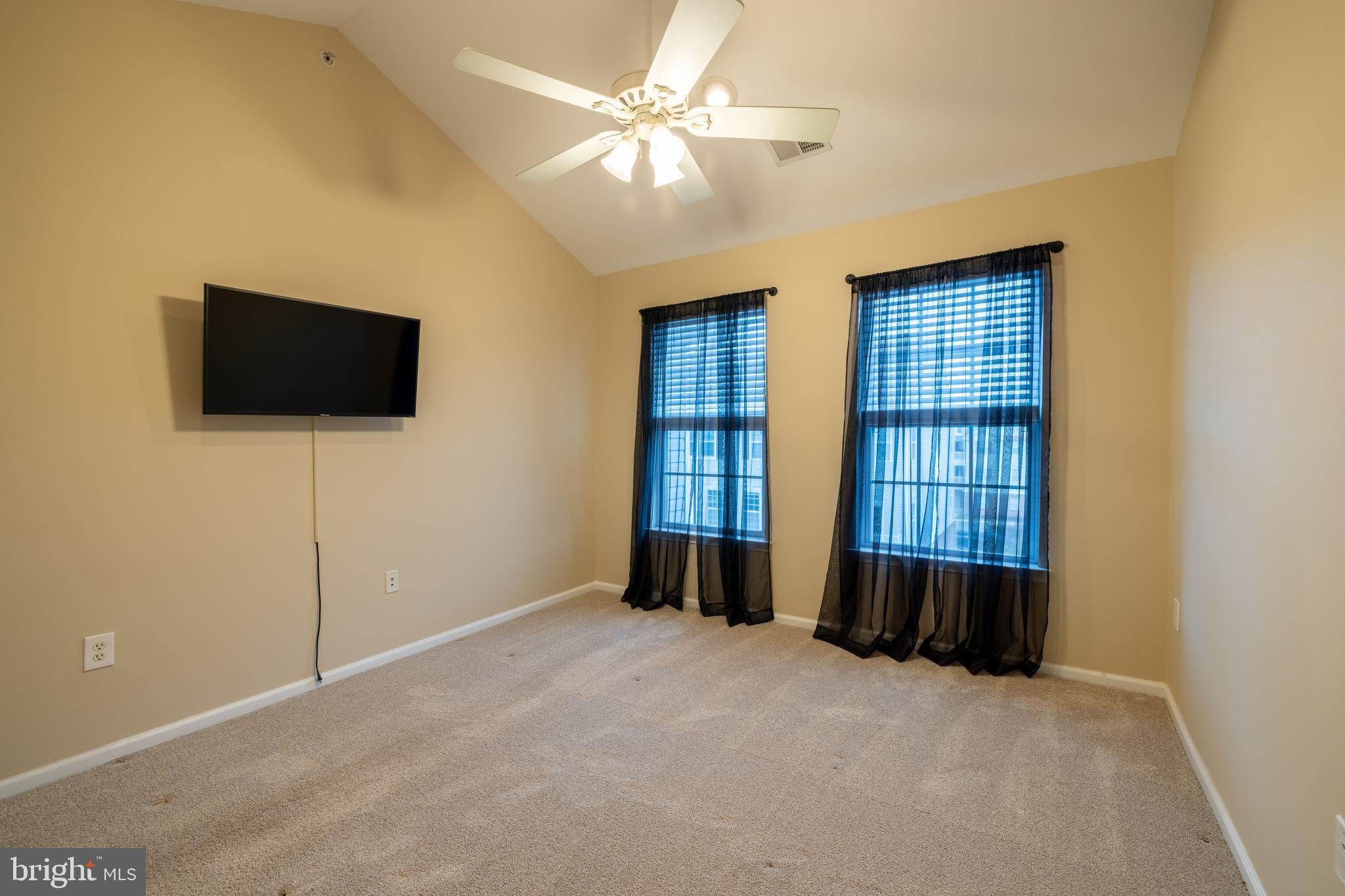 322 Lisa Way Cinnaminson, NJ 08077 - Photo 19 of 29 Master Bedroom