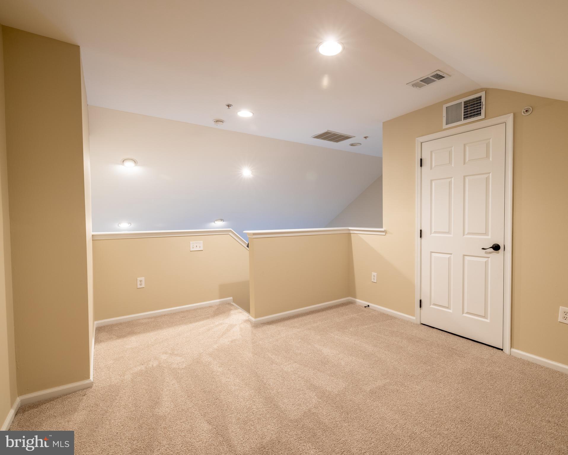 322 Lisa Way Cinnaminson, NJ 08077 - Photo 25 of 29 Loft