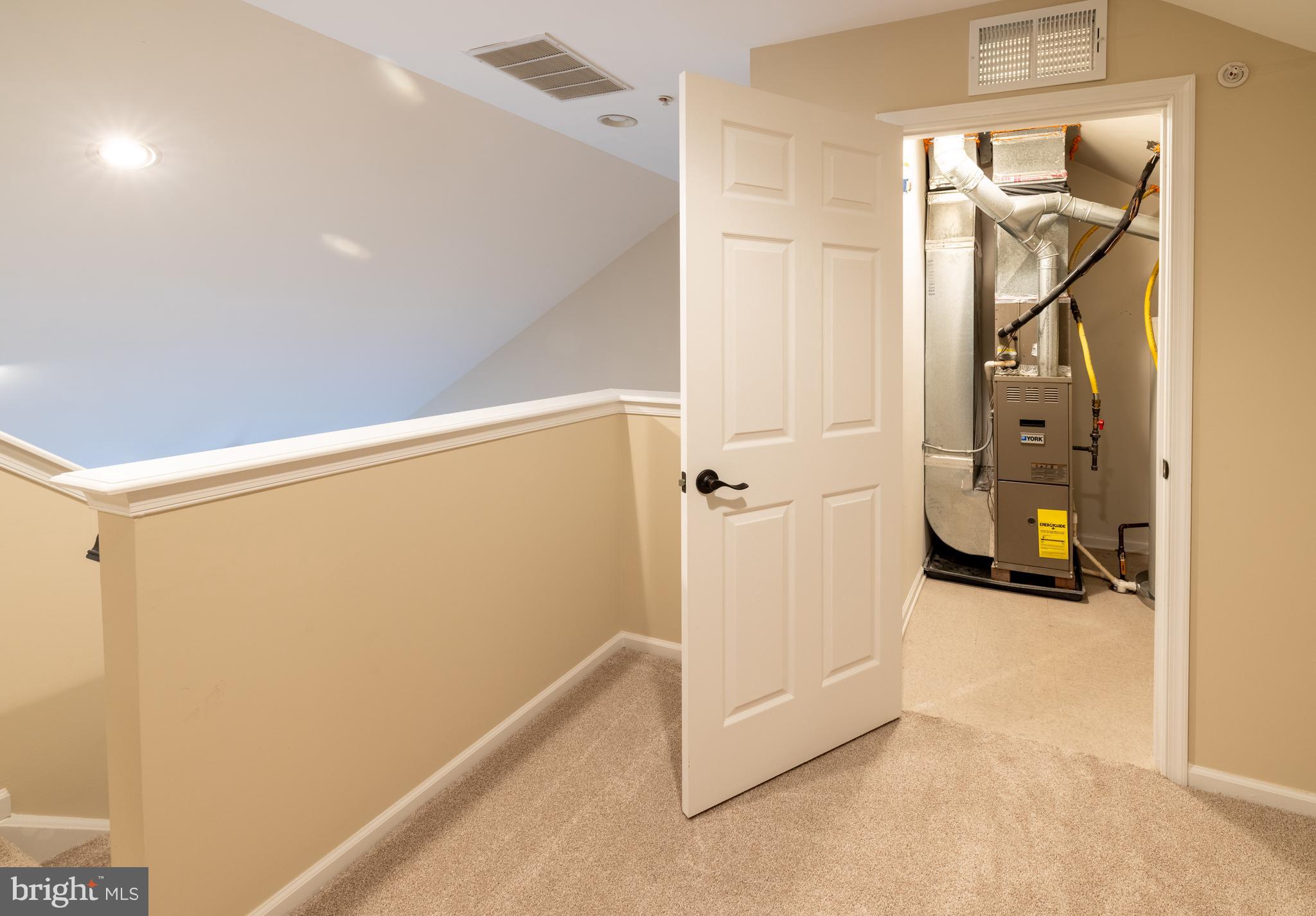 322 Lisa Way Cinnaminson, NJ 08077 - Photo 26 of 29 Loft