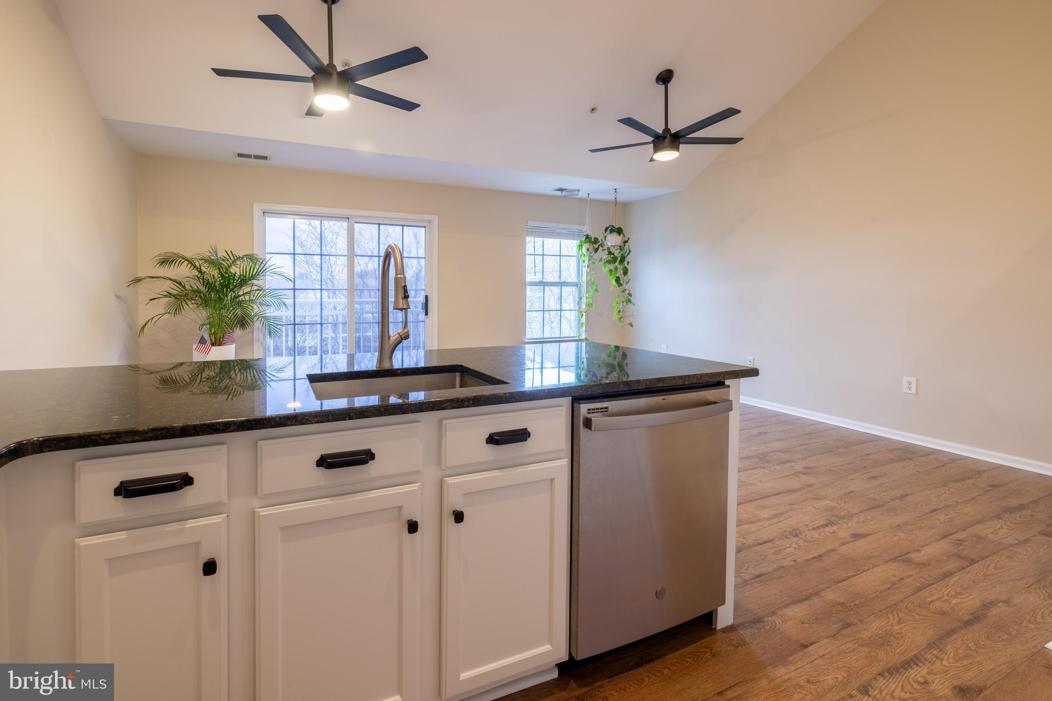 322 Lisa Way Cinnaminson, NJ 08077 - Photo 9 of 29 Living Room/Kitchen