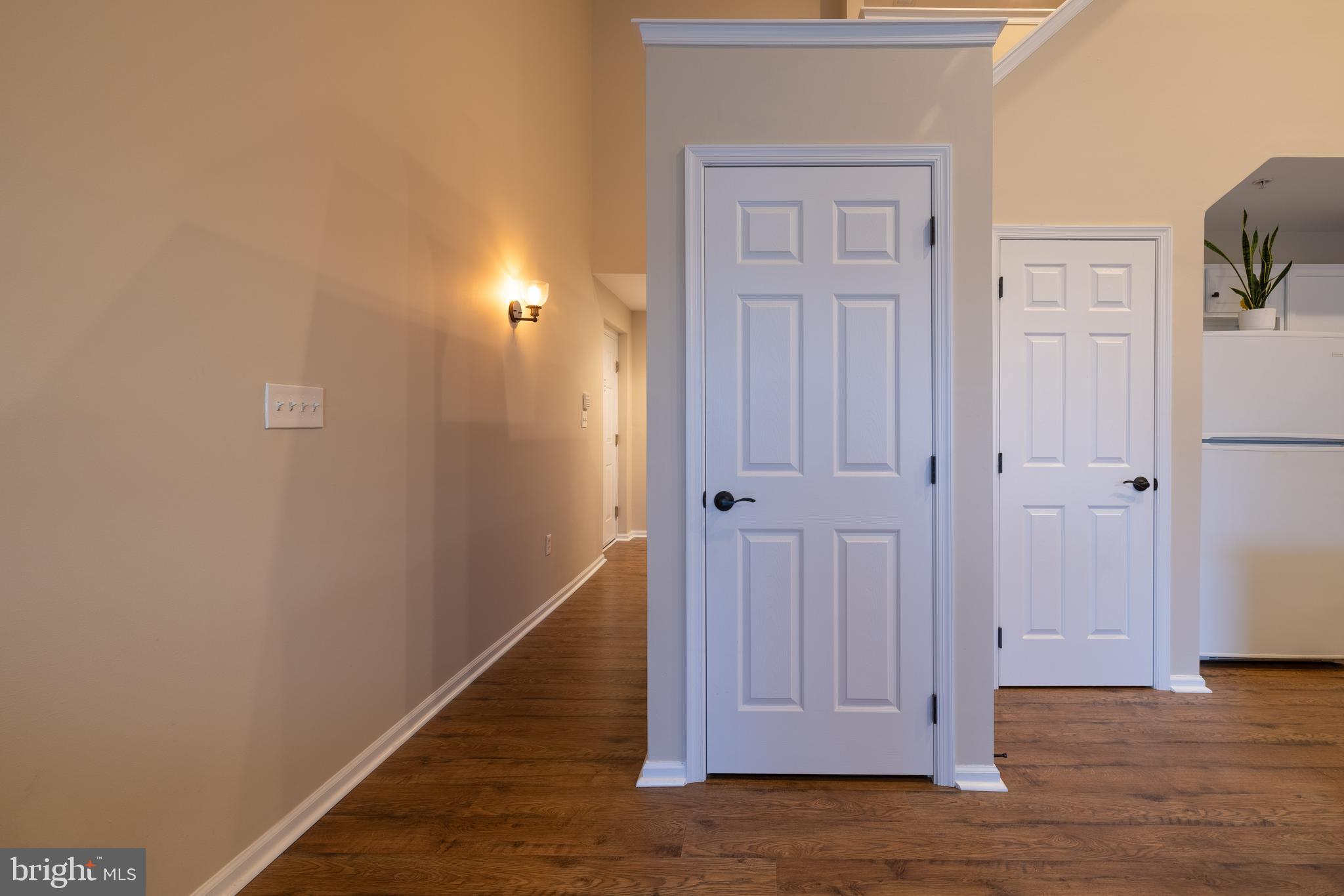 322 Lisa Way Cinnaminson, NJ 08077 - Photo 10 of 29 Coat Closet & Pantry