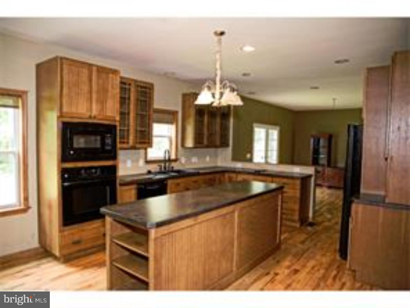 54 Swedesboro Road Monroeville, NJ 08343 - Photo 5 of 18 Gallery Image 5