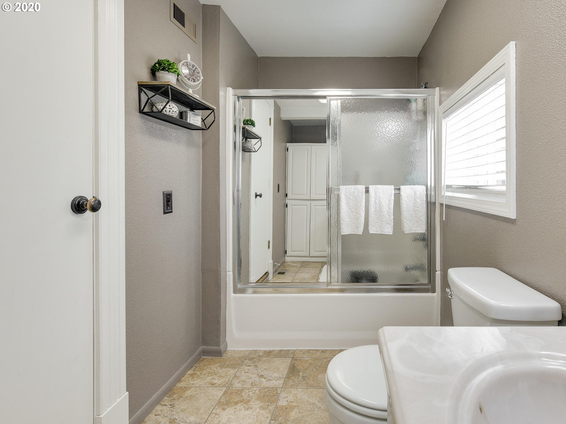 7930 Southeast Clark Road Gresham, OR 97080 - Photo 13 of 32 Gallery Image 13