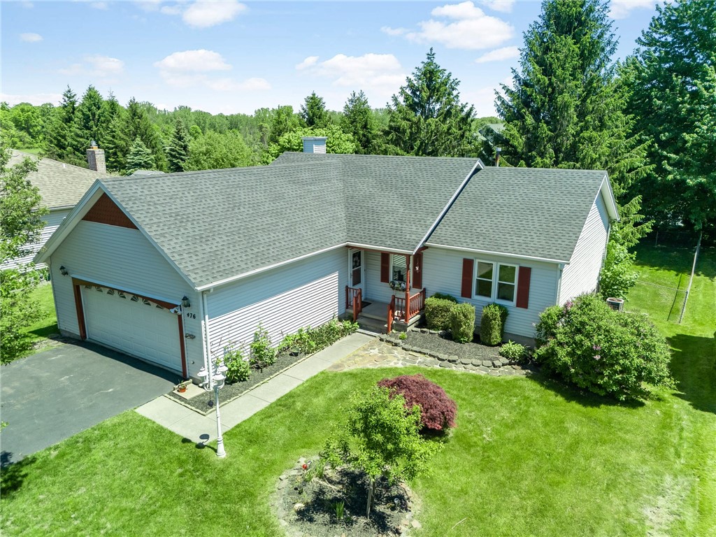 476 East Manitou Road Greece, NY 14468 - Photo 2 of 33
