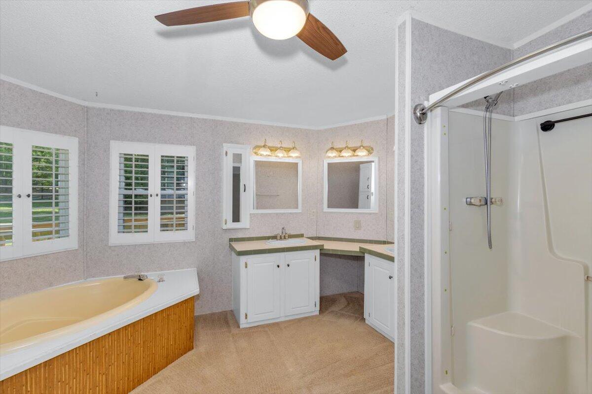2544 Pineneedle Road Hephzibah, GA 30815 - Photo 19 of 49 Primary bathroom