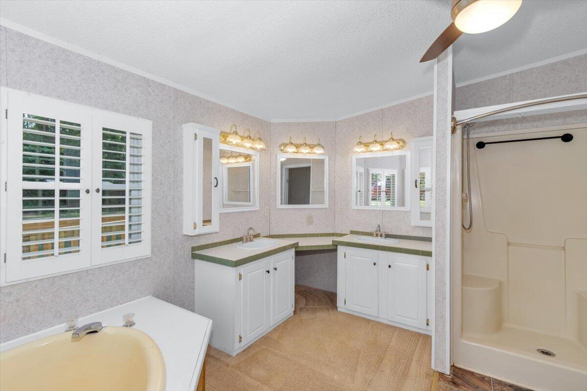 2544 Pineneedle Road Hephzibah, GA 30815 - Photo 20 of 49 Double vanities