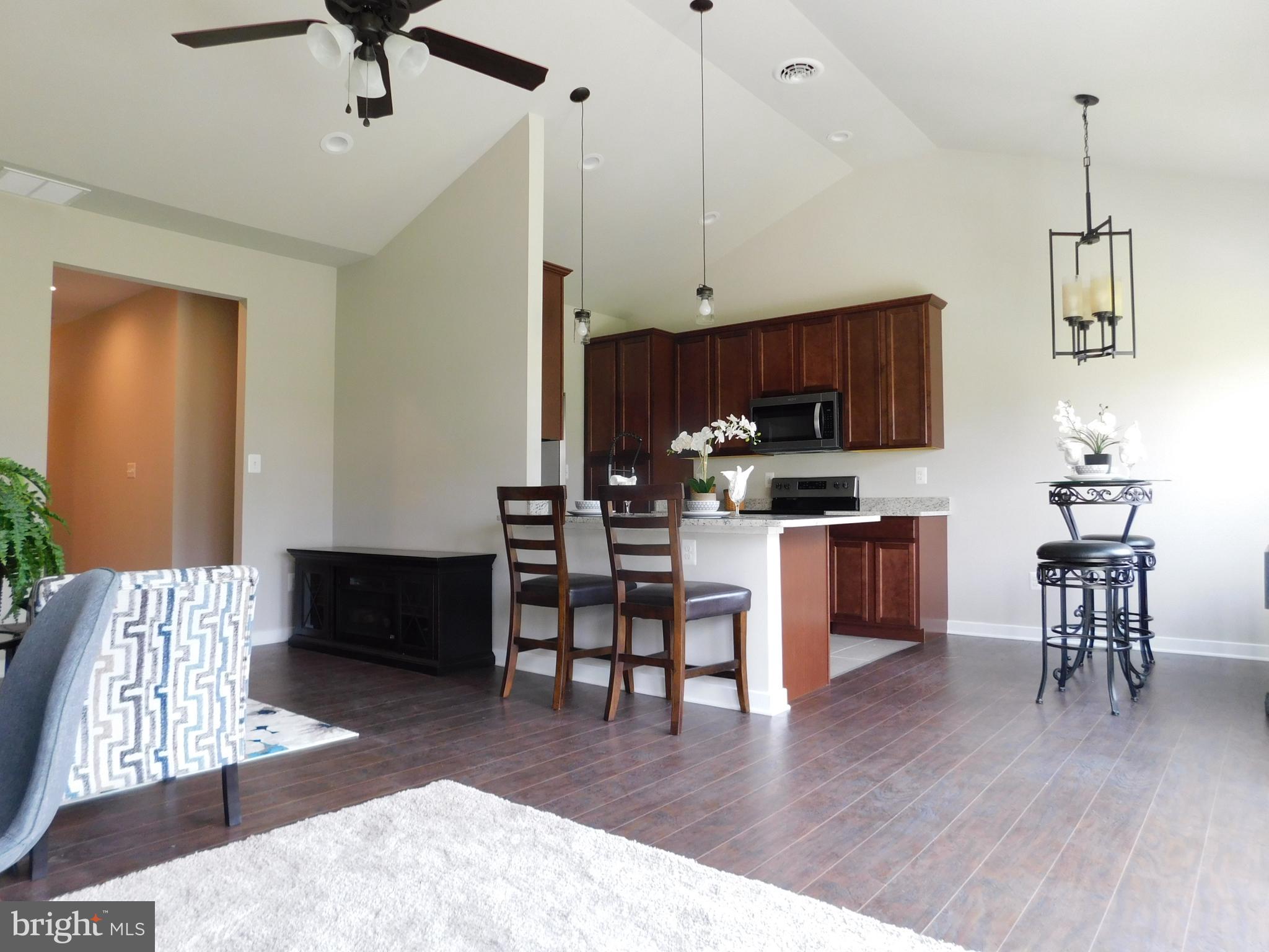 89 Old Mill Road Waynesboro, PA 17268 - Photo 3 of 19 Living room/kitchen/dining combo
