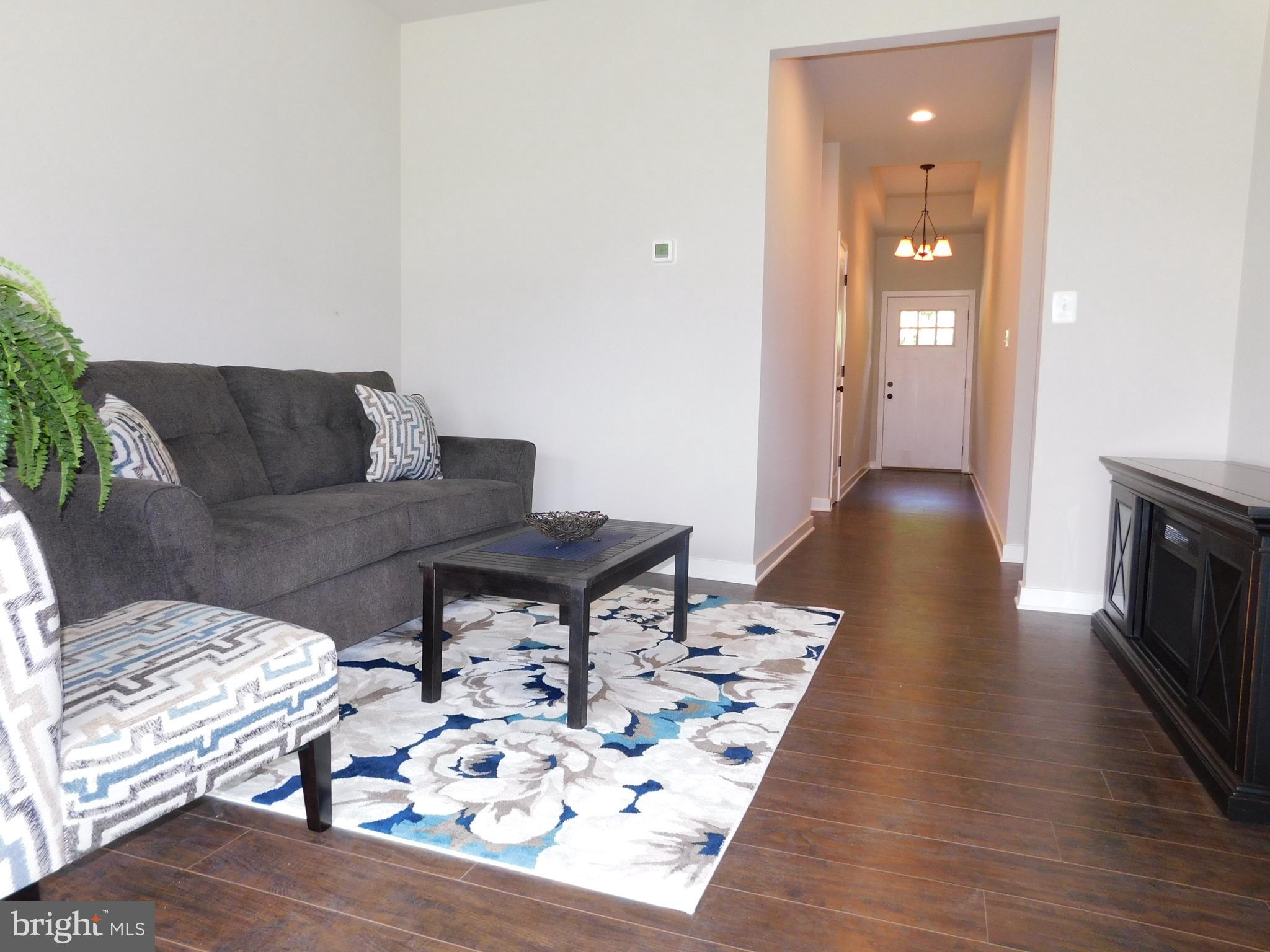89 Old Mill Road Waynesboro, PA 17268 - Photo 8 of 19 Living room