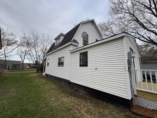 $175,500 | 306 16th Street South, Benson, MN 56215