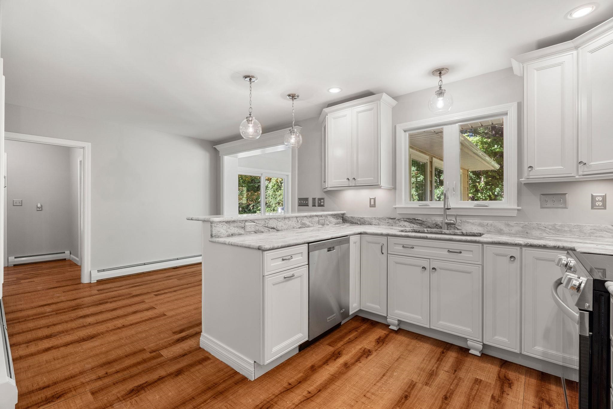 15 Morrill Street Hampton, NH 03842 - Photo 8 of 25 Gallery Image 8