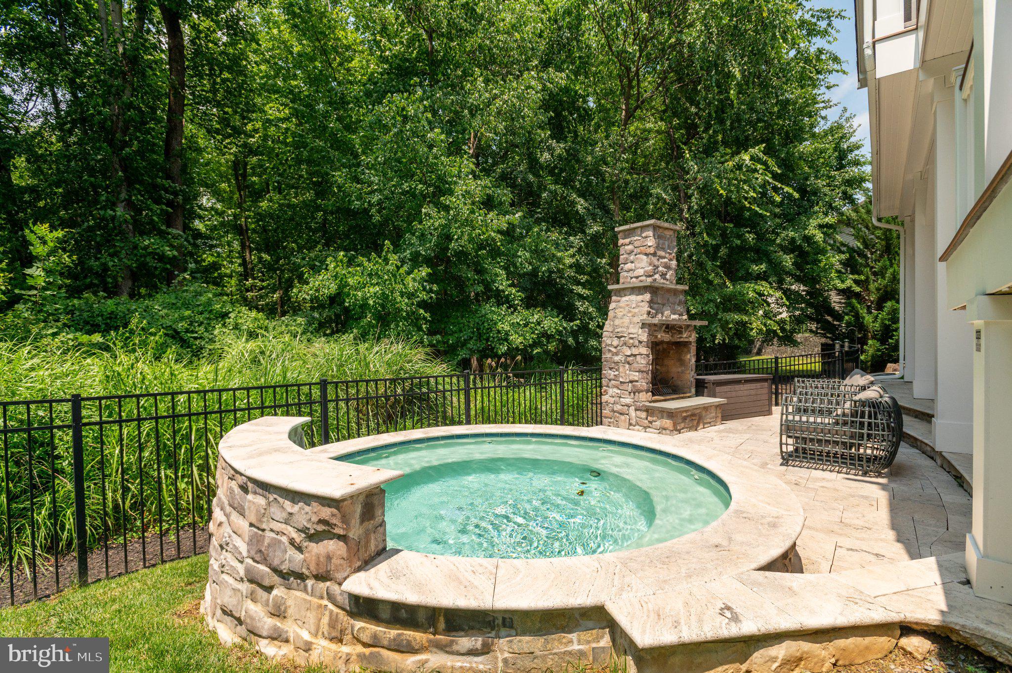 1302 Scotts Run Road McLean, VA 22102 - Photo 9 of 66 Gallery Image 9