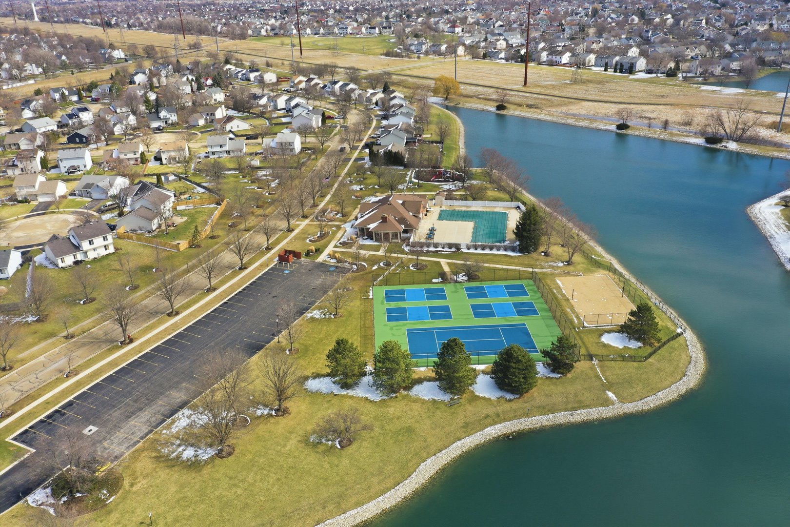 1819 South Wentworth Circle Romeoville, IL 60446 - Photo 34 of 37