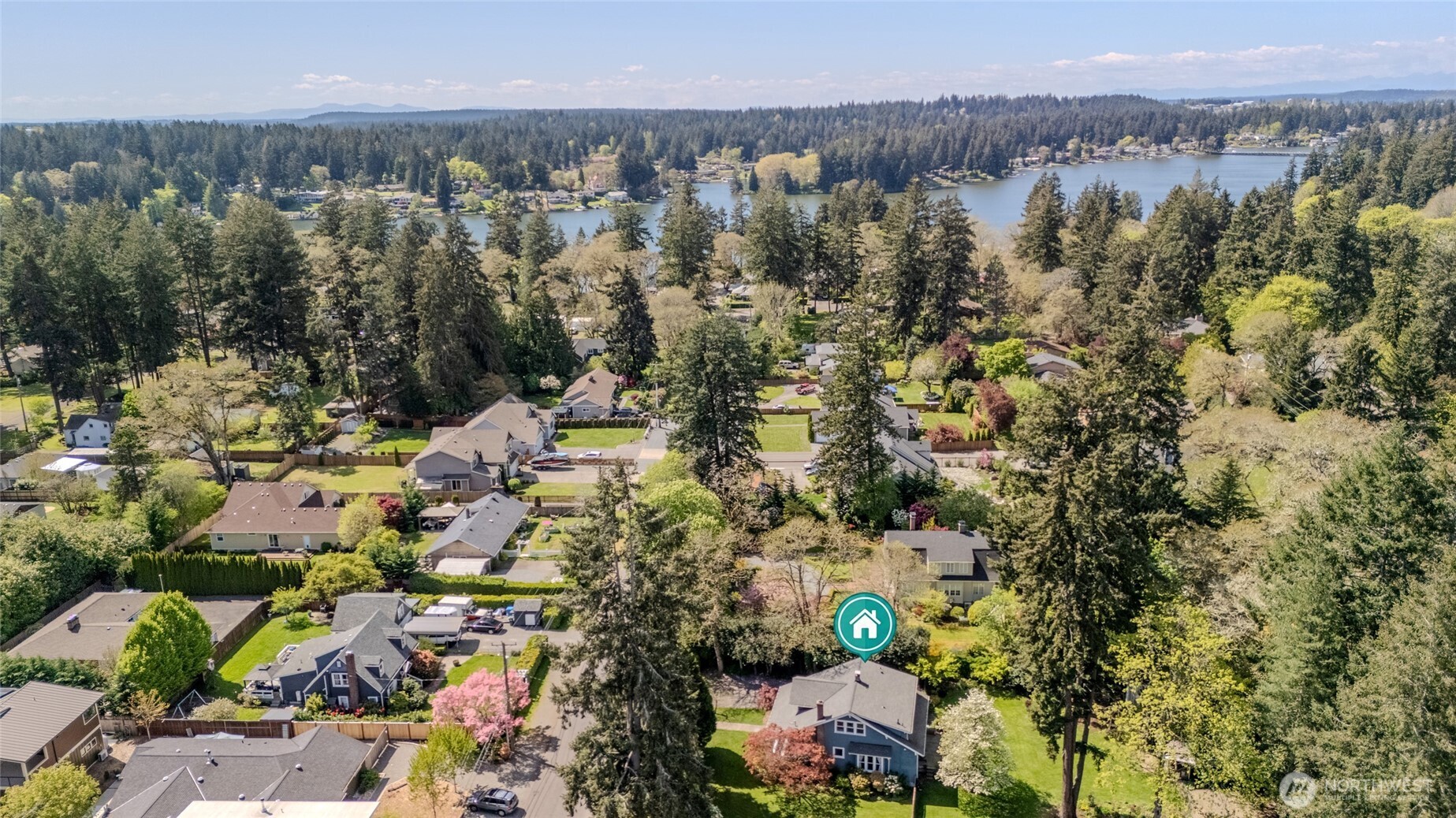 6409 Wildaire Road Southwest Lakewood, WA 98499 - Photo 2 of 31