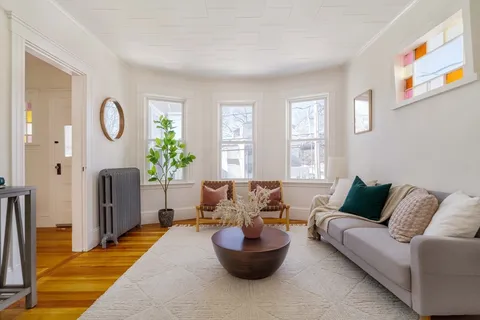$1,075,000 | 144-146 White Street, Belmont, MA 02478