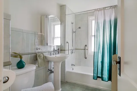 $1,075,000 | 144-146 White Street, Belmont, MA 02478