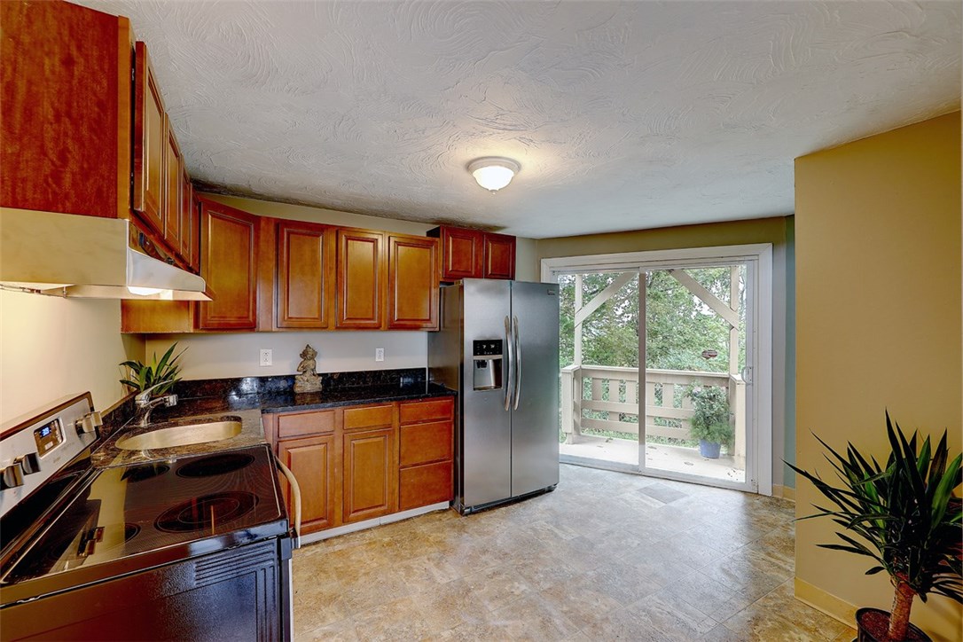 21 Laban Street Providence, RI 02909 - Photo 3 of 23 Gallery Image 3