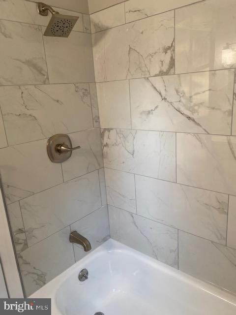 41 Fillmore Way Sicklerville, NJ 08081 - Photo 10 of 24 Bathroom
