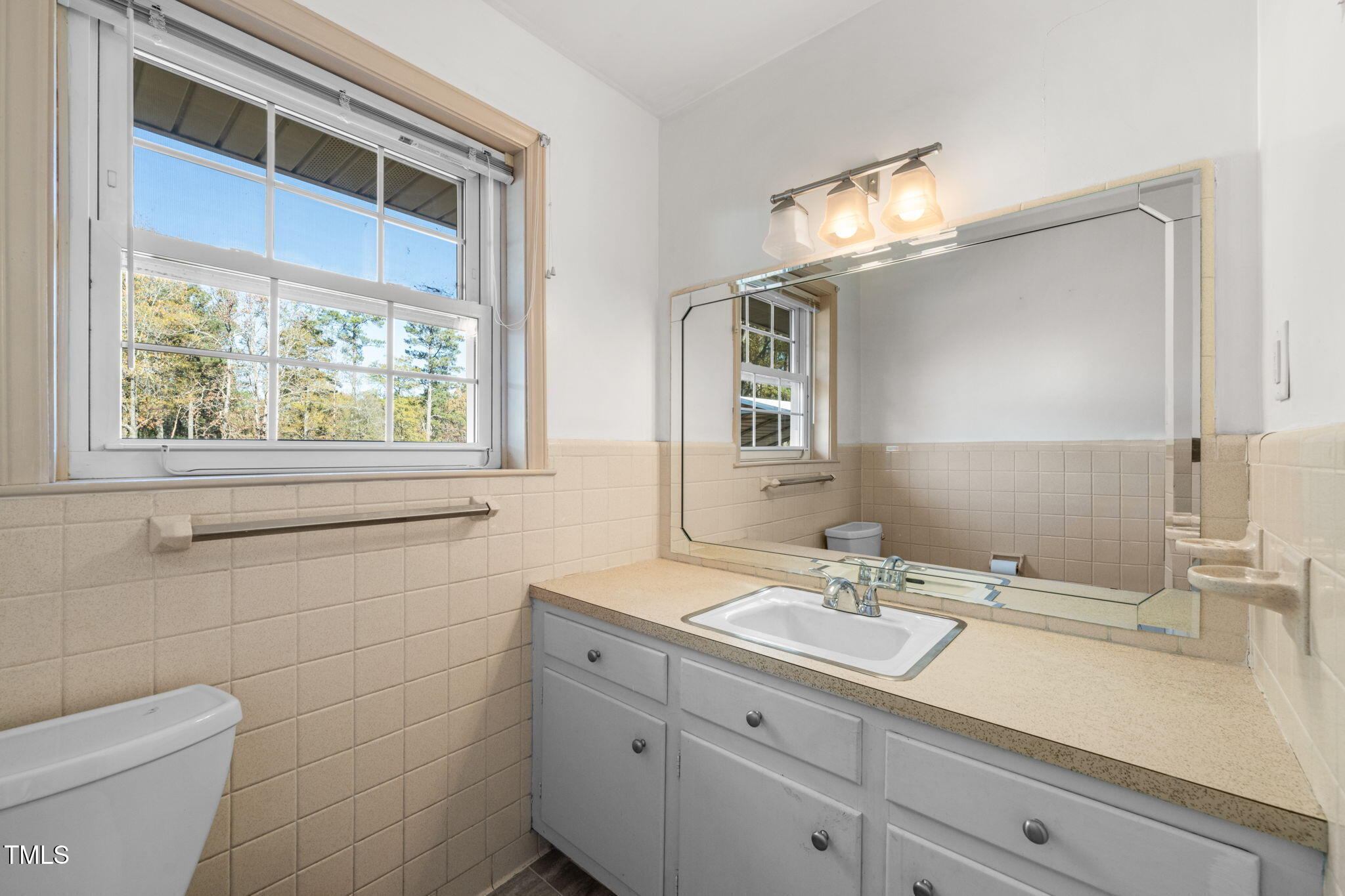 5813 Cheek Road Durham, NC 27704 - Photo 21 of 34 18-web-or-mls-DSC09359