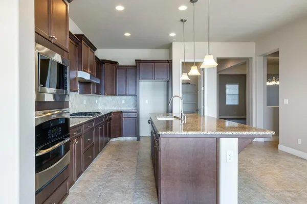 $698,000 | 18978 Via Bellagio, Friant, CA 93626