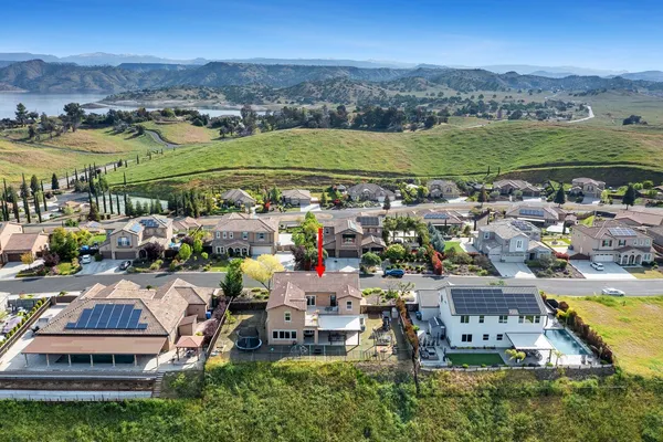 $698,000 | 18978 Via Bellagio, Friant, CA 93626